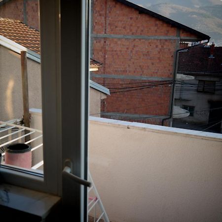 E-19 Home - Tradition Meets Tourism Prizren Esterno foto